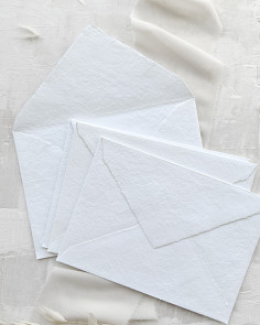 Enveloppe en coton blanc Premium faite à la main pour invitations de mariage