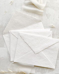 Enveloppe blanche ivoire faite à la main de qualité supérieure pour invitations de mariage